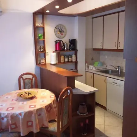 Kuca Za Odmor Mery * Crikvenica